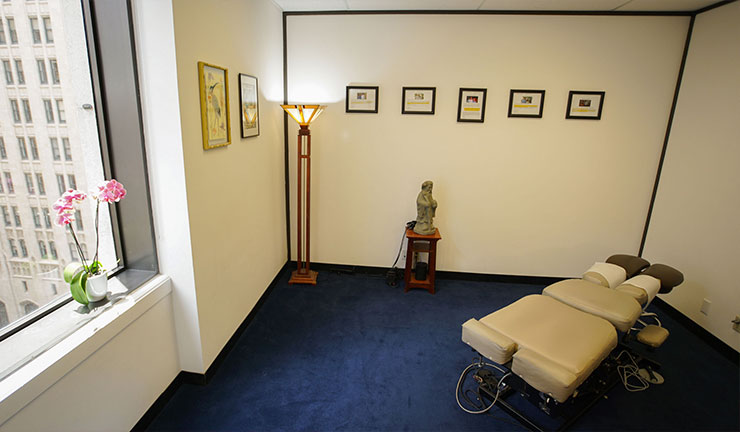 flexion distraction room of Shapero Chiropractic