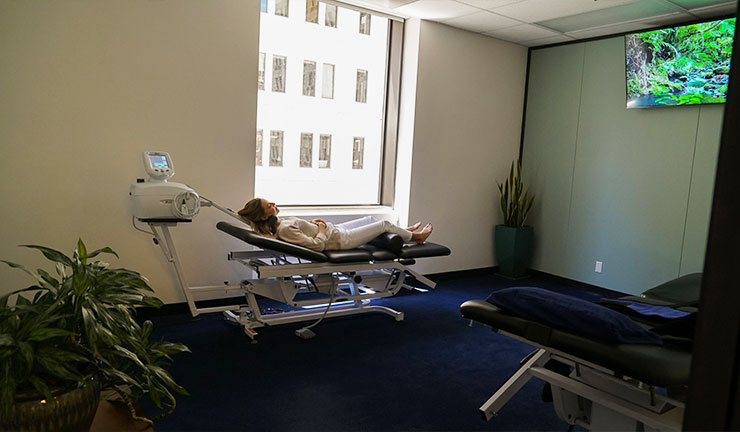 spinal decompression room of Shapero Chiropractic