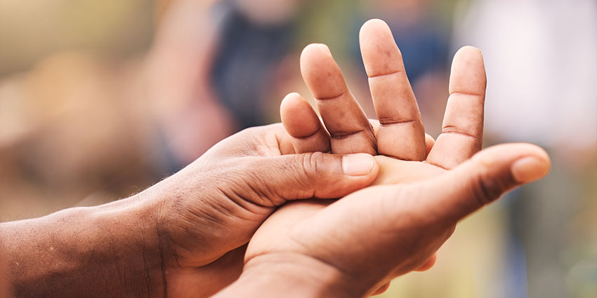 patient needing dupuytren contracture chiropractor in the Financial District, Downtown San Francisco