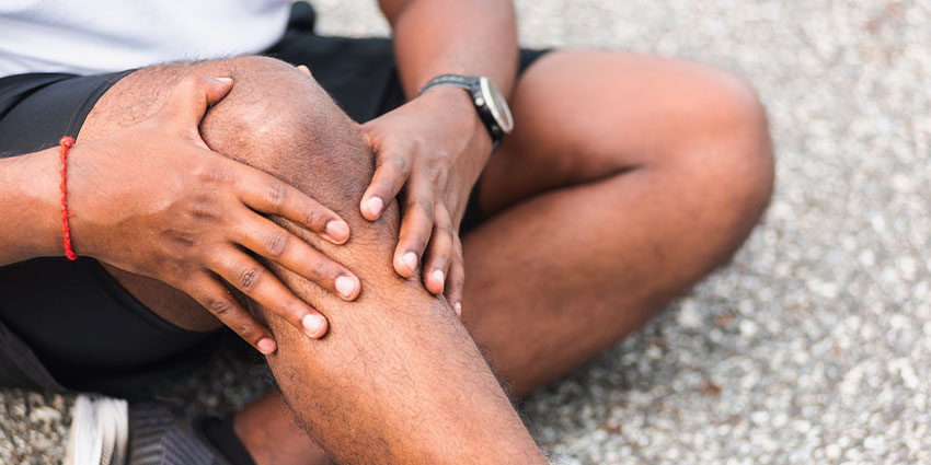 patient needing ligamentitis chiropractor in the Financial District, Downtown San Francisco