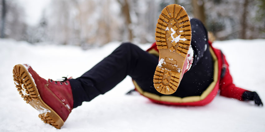 patient needing tailbone pain chiropractor in the Financial District, Downtown San Francisco